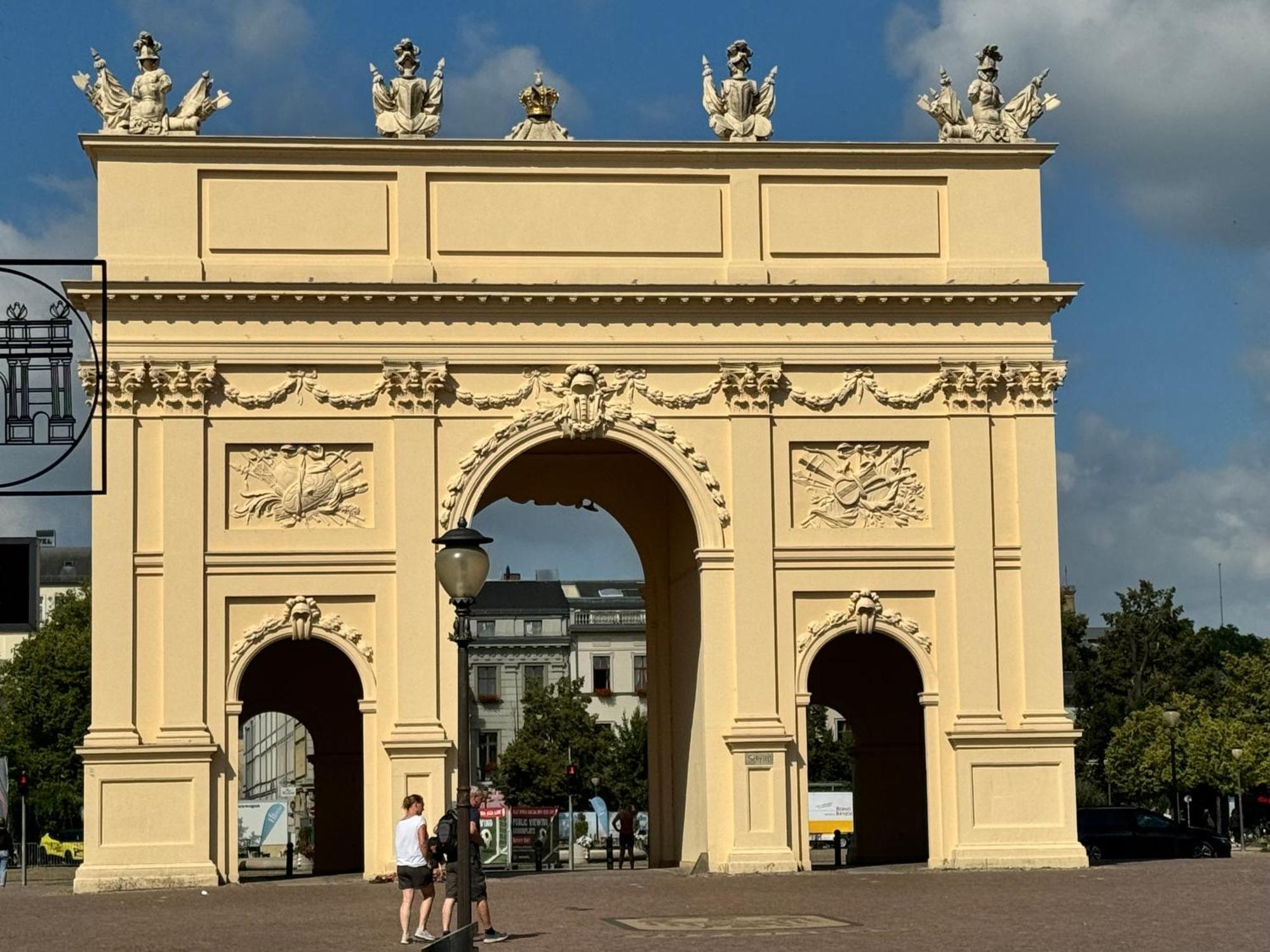 3 In Zentrale